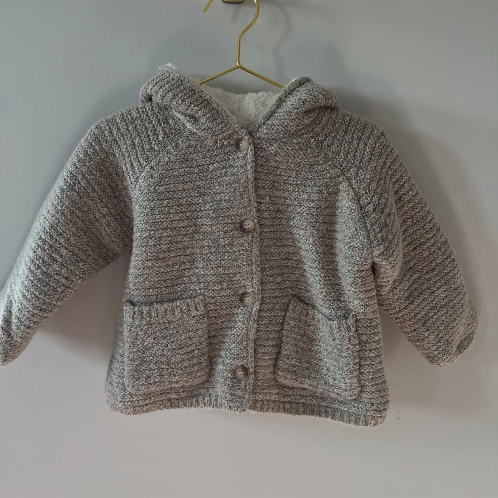 Zara Cream and Gray Fleece Jacket